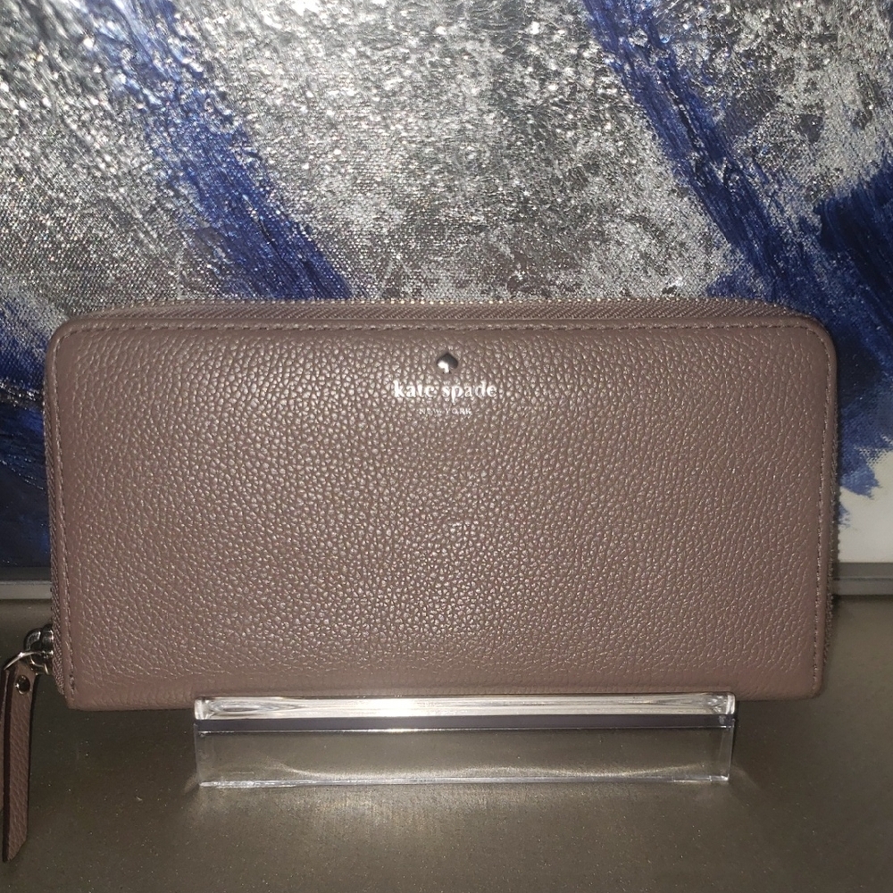 Kate Spade Taupe Continental Wallet - Picture 1 of 5